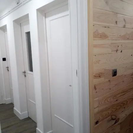 Chez Leontine * Vic-sur-Cère