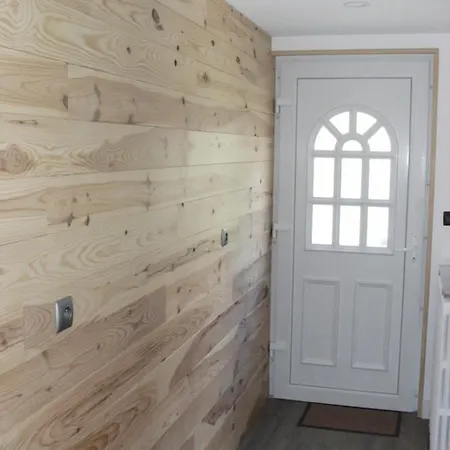 Chez Leontine Vakantiehuis Vic-sur-Cère