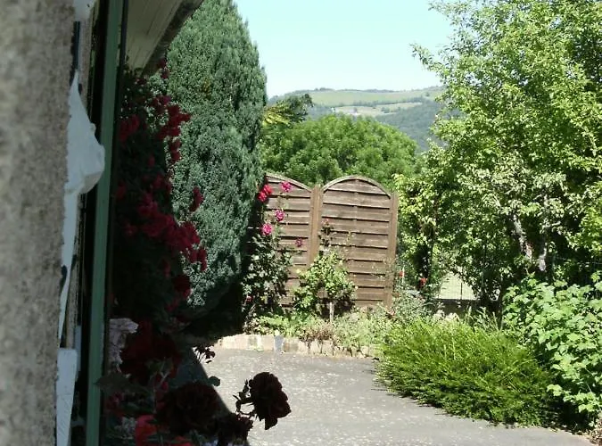 Chez Leontine بيت للعطل *